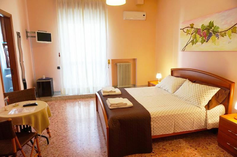 ليتشي B&B Piazza 300Mila المظهر الخارجي الصورة