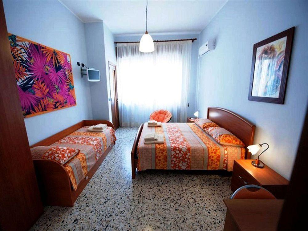 ليتشي B&B Piazza 300Mila المظهر الخارجي الصورة