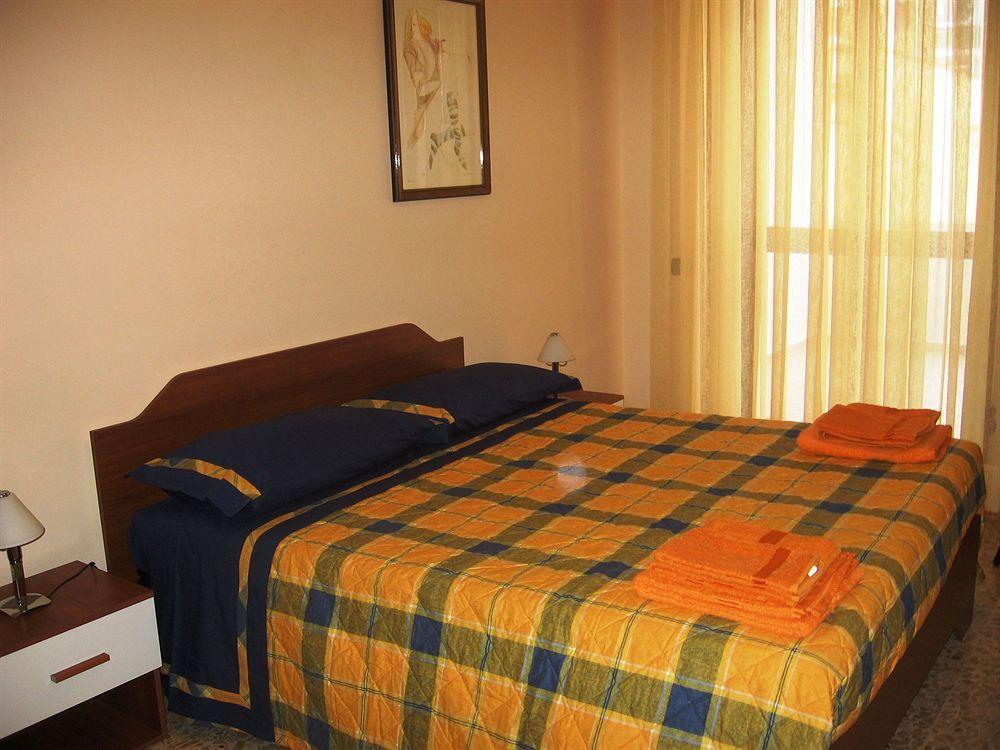 ليتشي B&B Piazza 300Mila المظهر الخارجي الصورة