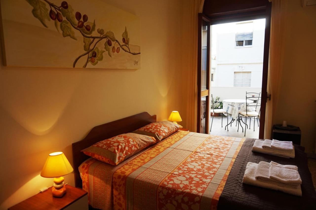 ليتشي B&B Piazza 300Mila المظهر الخارجي الصورة